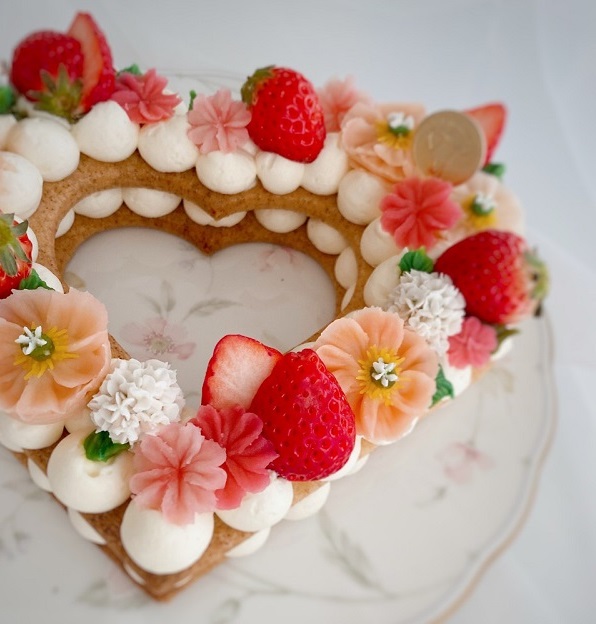 見た目も華やか 餡 あん で作るお花のケーキ教室 Baking Tete ﾍﾞｰｷﾝｸﾞｱｯﾄﾃﾃ 五色山 神戸垂水おもちゃ箱